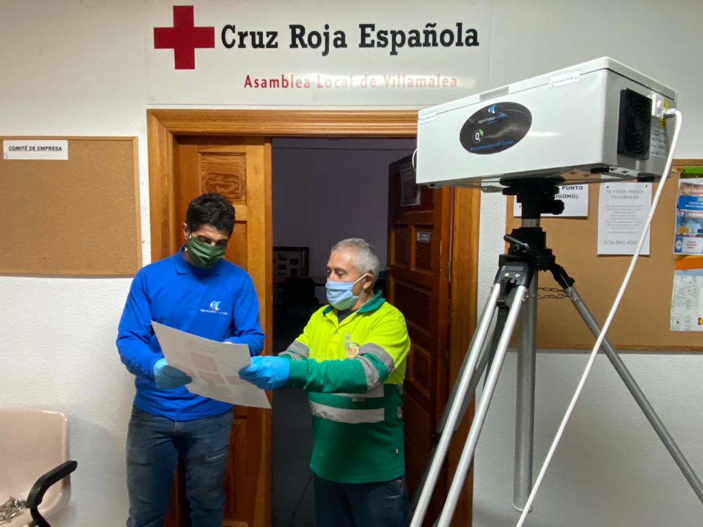 Agrometal Carrión dona un equipo portátil de ozono para desinfección de interiores de edificios